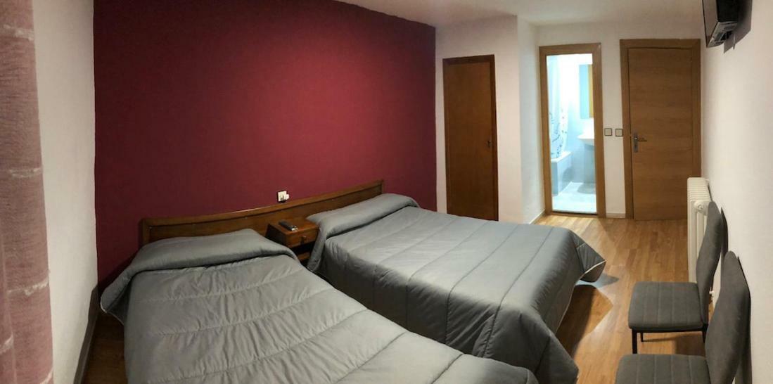 Hostal El Arco Almazán Екстериор снимка