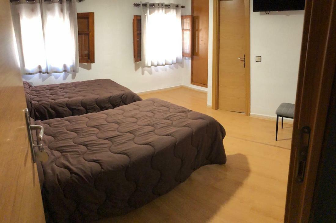 Hostal El Arco Almazán Екстериор снимка
